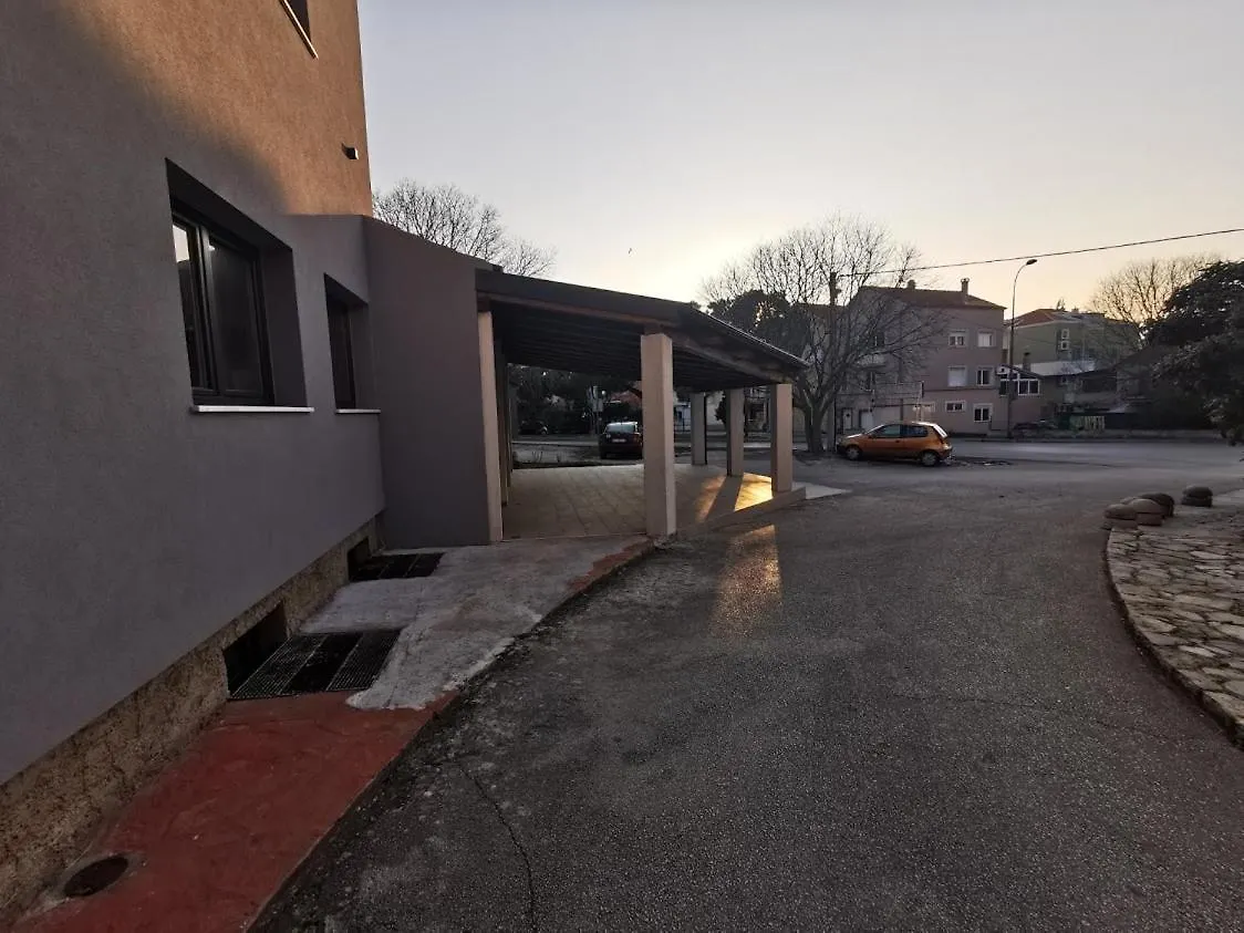 Elizabeta Deluxe Rooms Biograd Na Moru 0*,