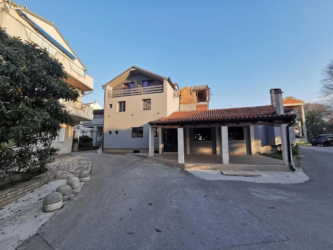 Elizabeta Deluxe Rooms Biograd Na Moru